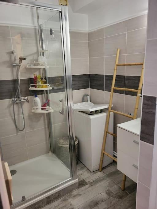 Charmant Appartement ! 르발카레스 외부 사진